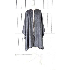 Vintage Windsmoor grey wool blanket poncho cover up cape